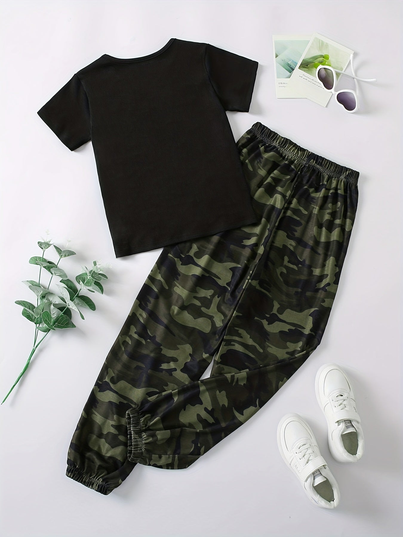 Girl's 2pcs T shirt & Camo Pants Set Sunglasses Print Kids Clothes
