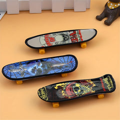 Mini Finger Skateboards Tabletop Toy Set