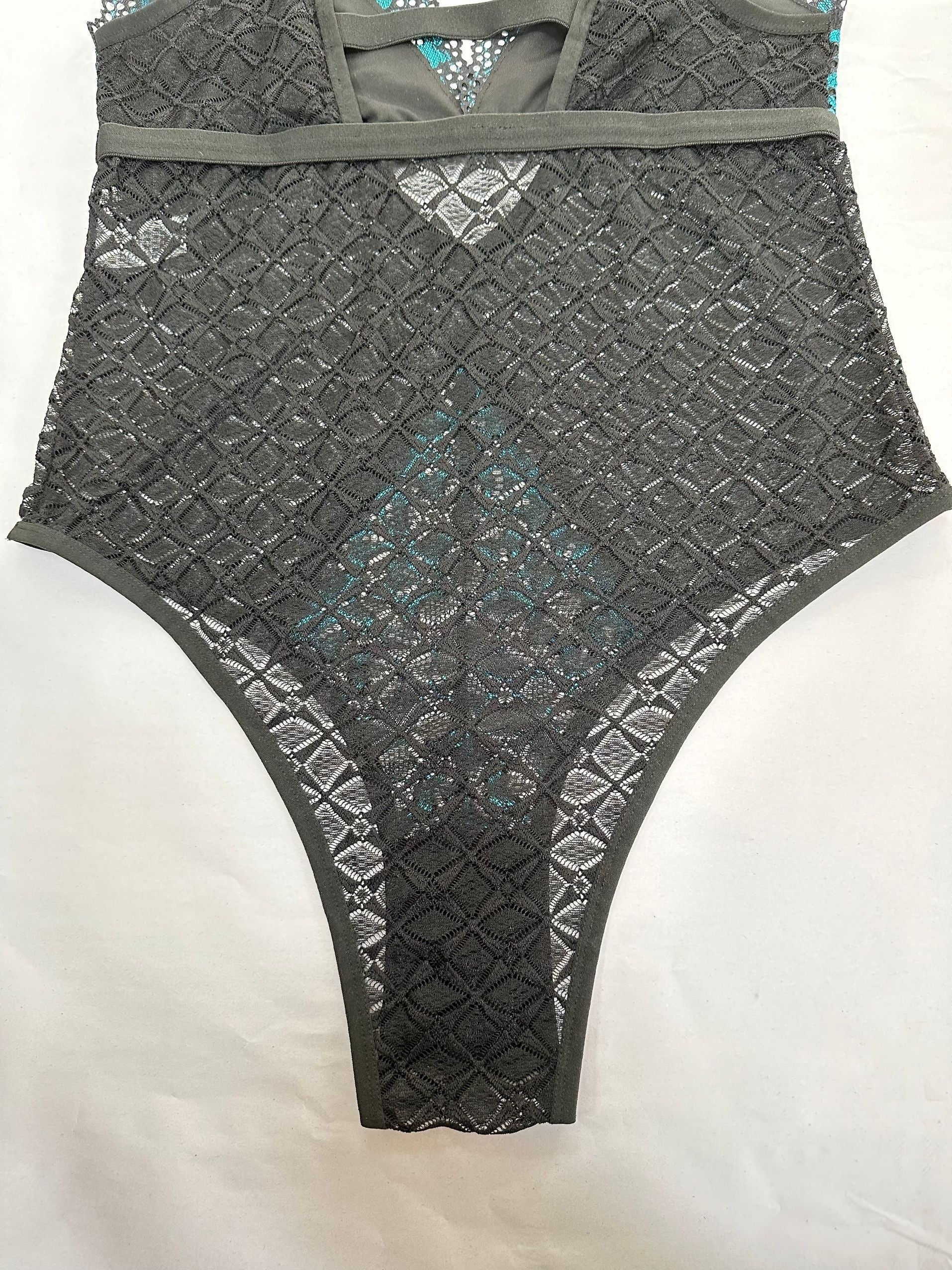 Lace Keyhole Teddy Bodysuit