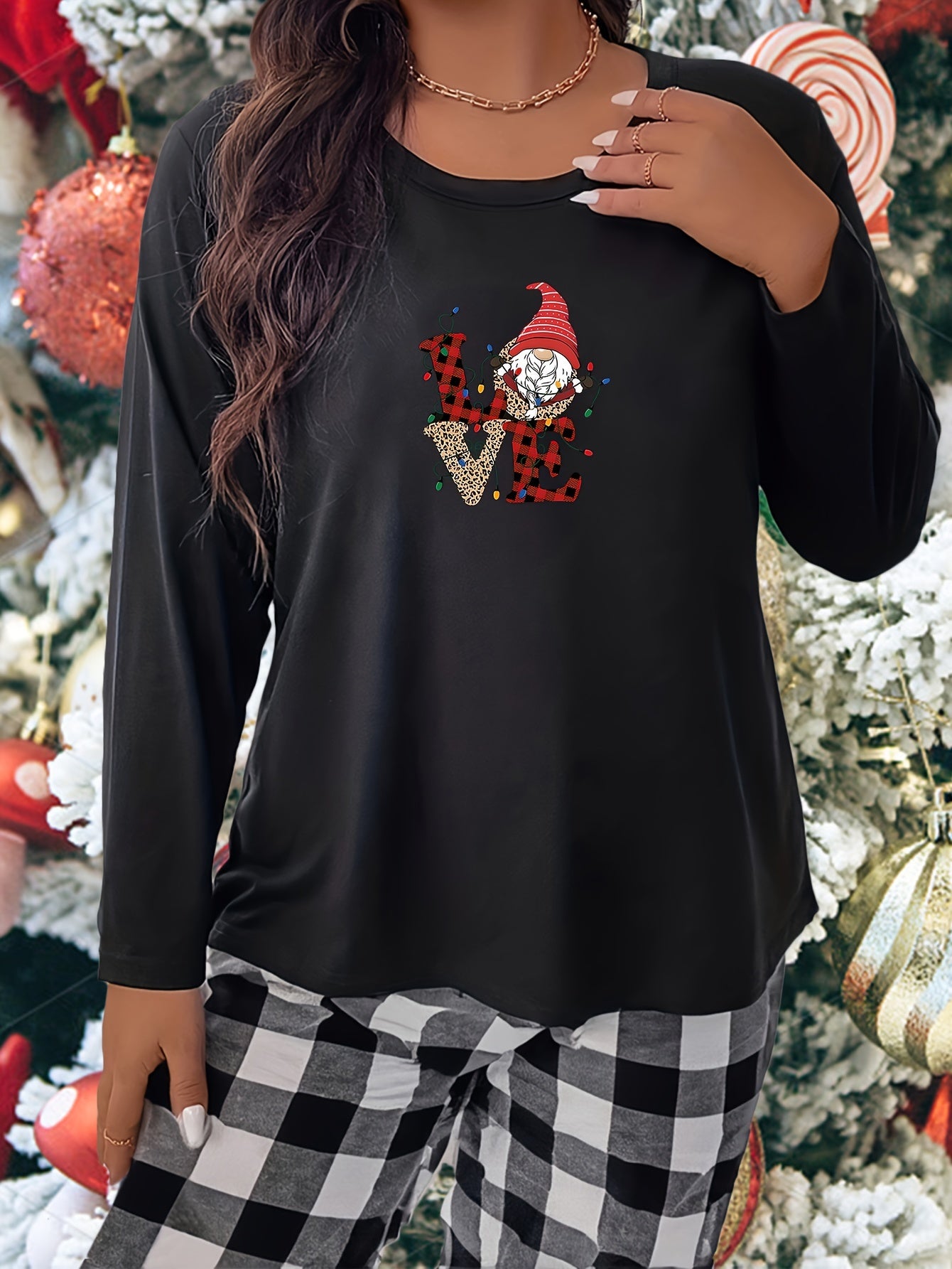 Christmas Gnome & Plaid Graphic Long Sleeve Crew Neck Tee