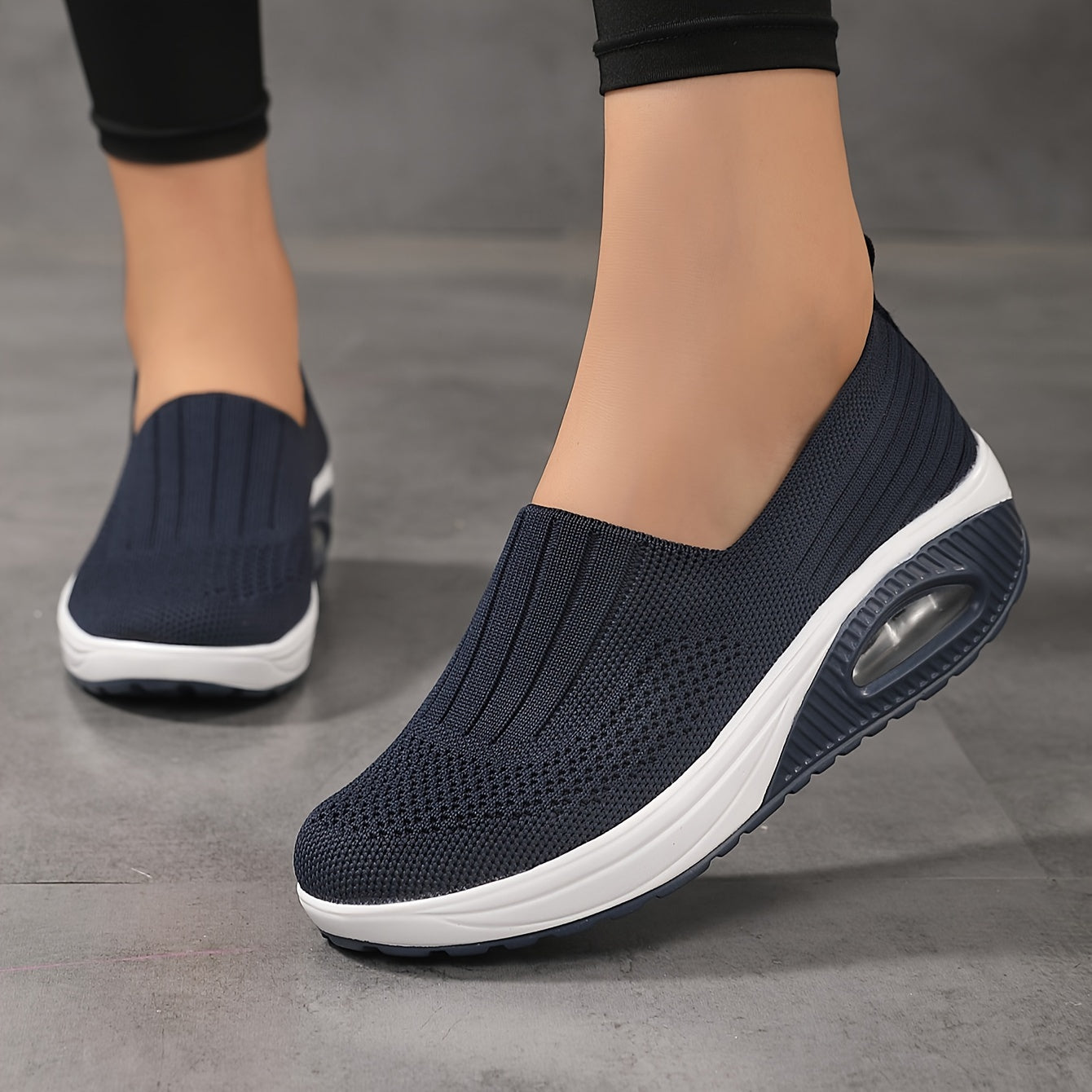 Women's Air Cushioned Walking Shoes Breathable Comfortable Outdoor Sneakers