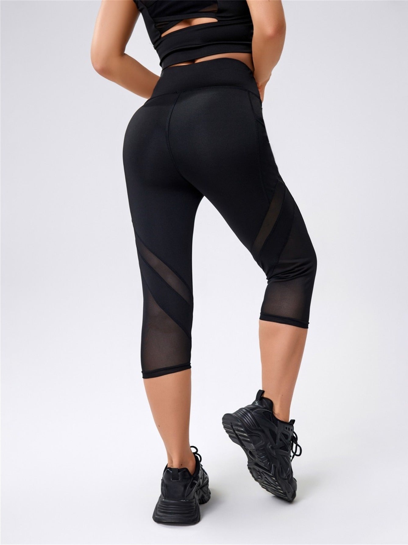 Breathable Yoga Leggings with Phone Pocket and Soft Mesh Contrast