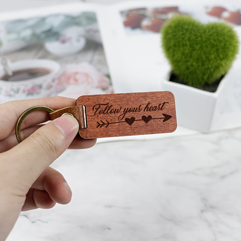 1pc Pear Wood Keychain Retro Wooden Key Chain Pendant Gift For Men Women