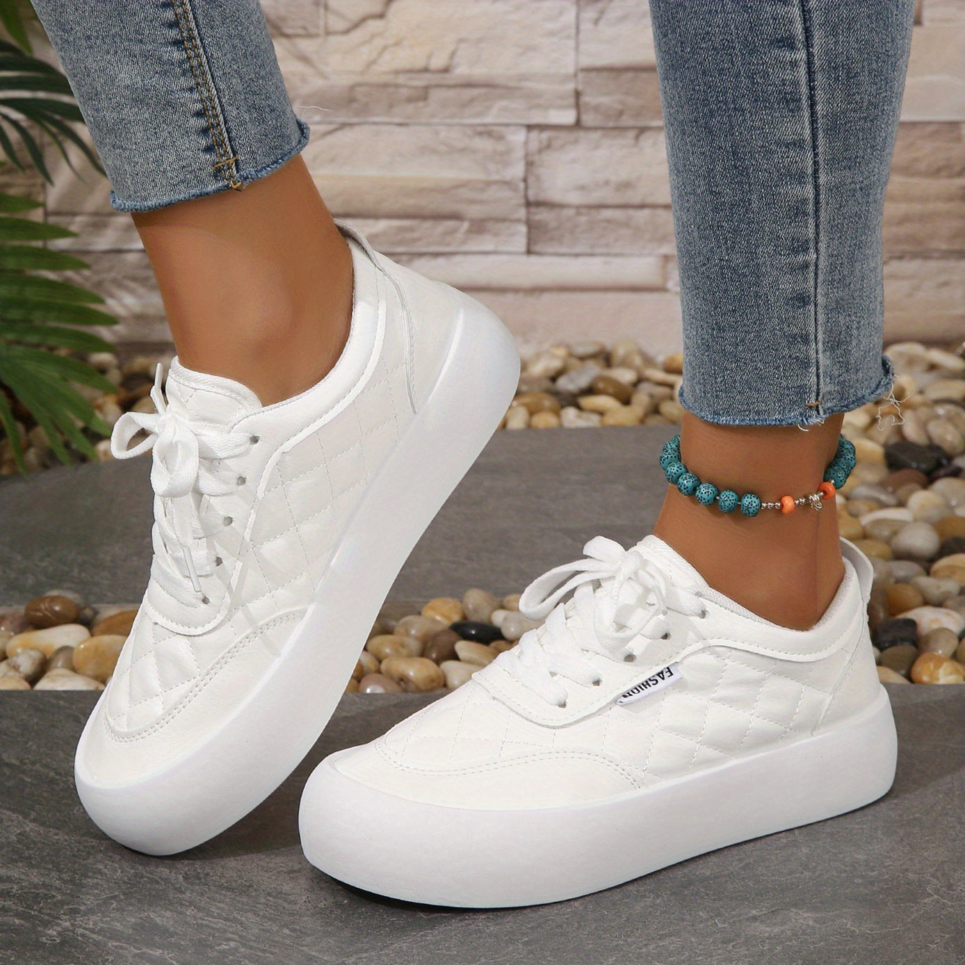 Women's Geometric Pattern Sneakers Lace Up Quilted Skate Shoes