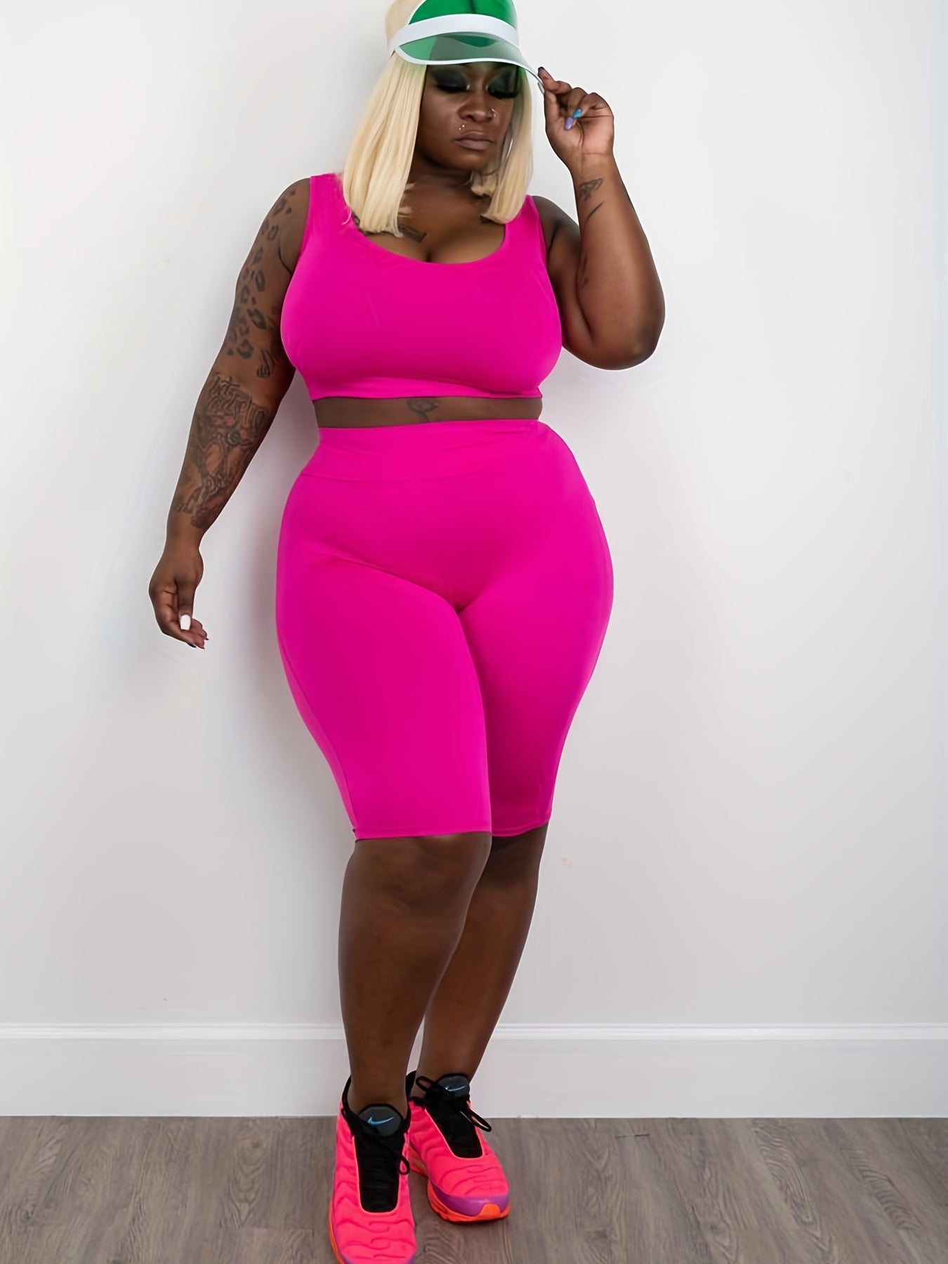 Plus Size Square Neck Crop Top & Knee Length Shorts Set