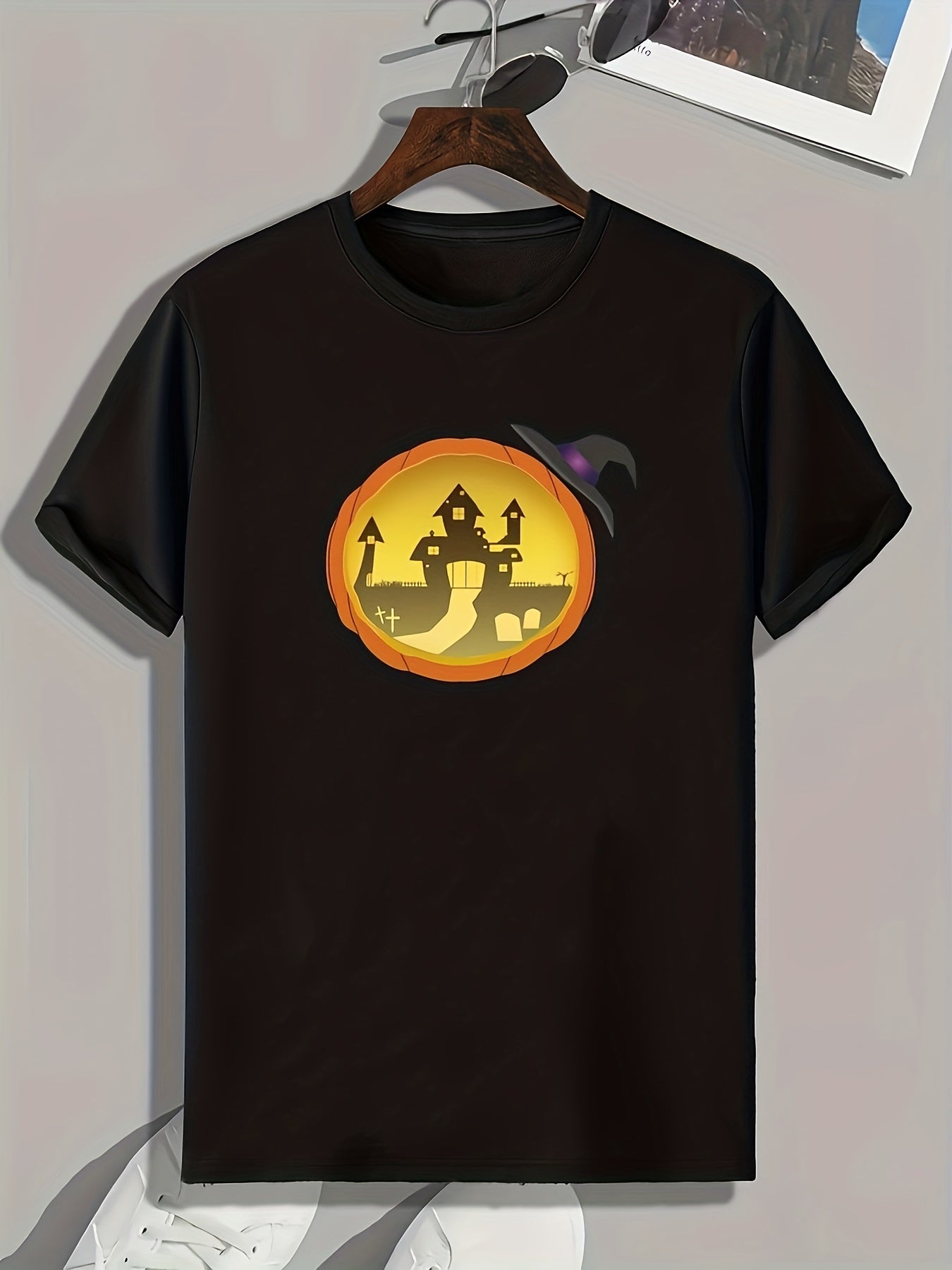 Lighthouse Print Men's Graphic T-Shirt for Summer