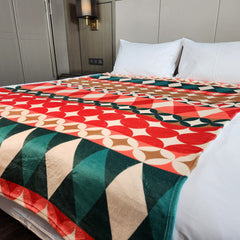Christmas Pattern Flannel Warm Blanket Soft & Comfortable for Office Sofa Nap