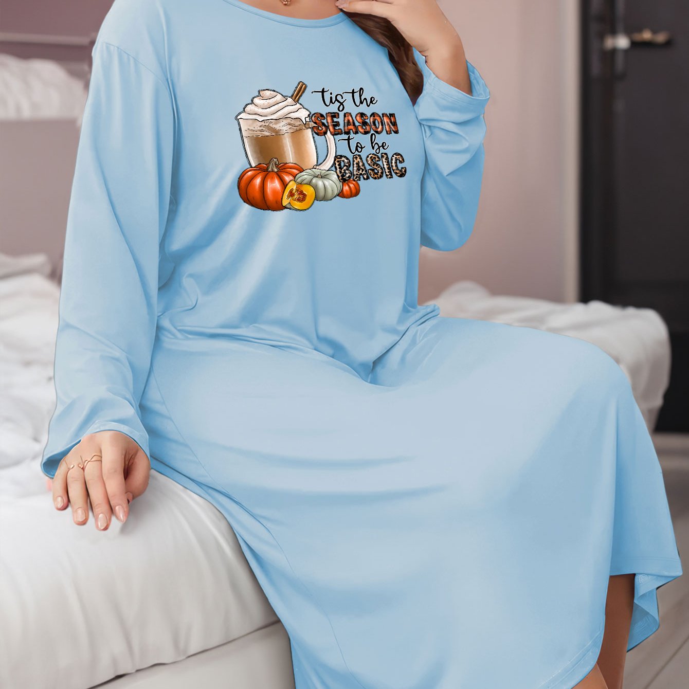 Thanksgiving Lounge Dress Pumpkin & Milk Tea Graphic