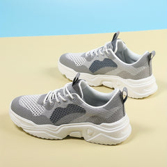 Men's Lightweight Running Shoes Breathable Comfortable Lace Up Sneakers