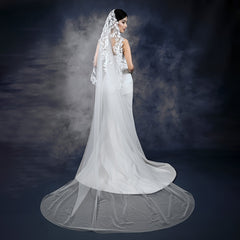 Long Bridal Veil with Leaf & Floral Lace Detailing