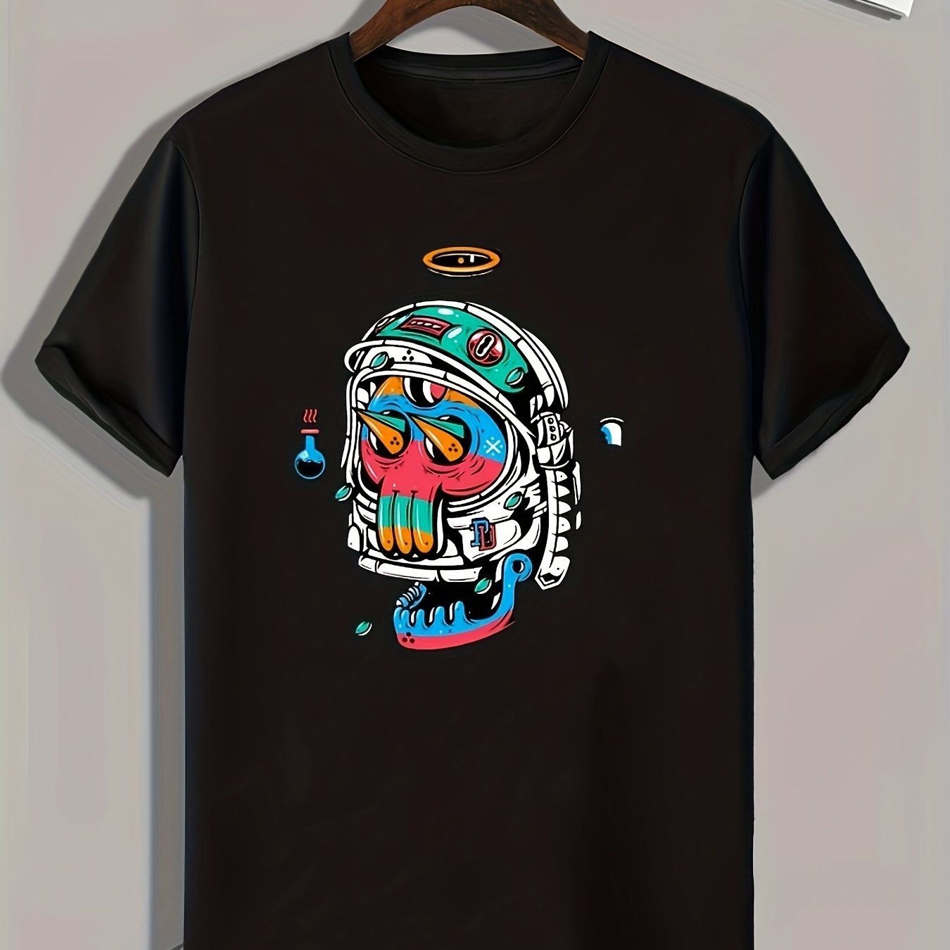 Cartoon Print Men's Graphic T-shirt for Summer