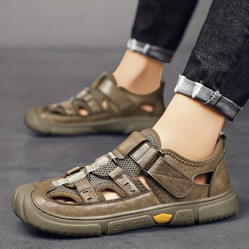 Men's Closed Toe Anti Collision Sandals Beach Shoes Summer