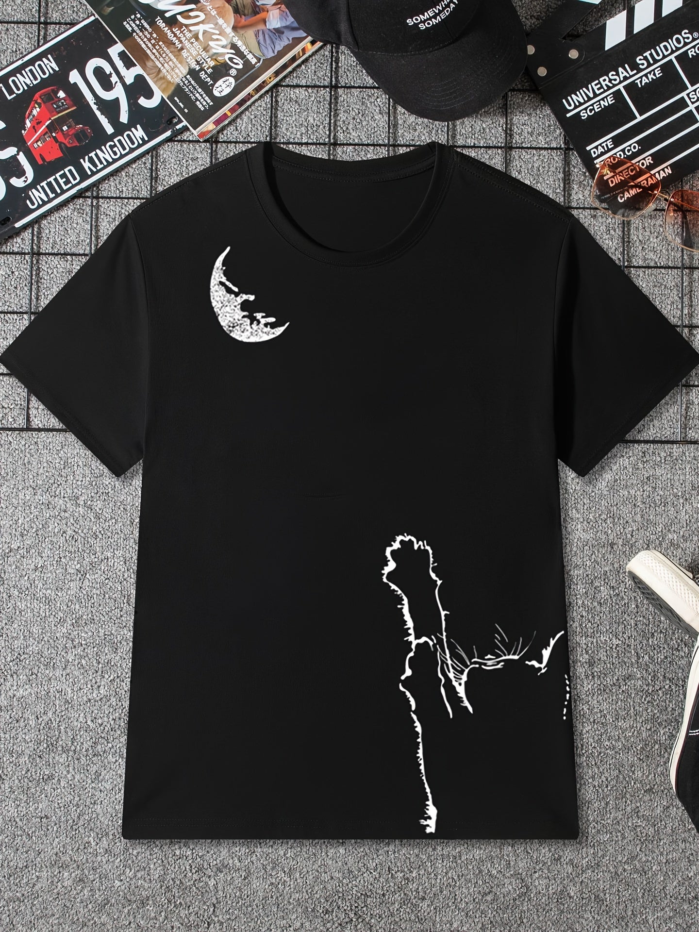 Cat And Moon Graphic Short Sleeve Top Printed T shirt Women's Activewear