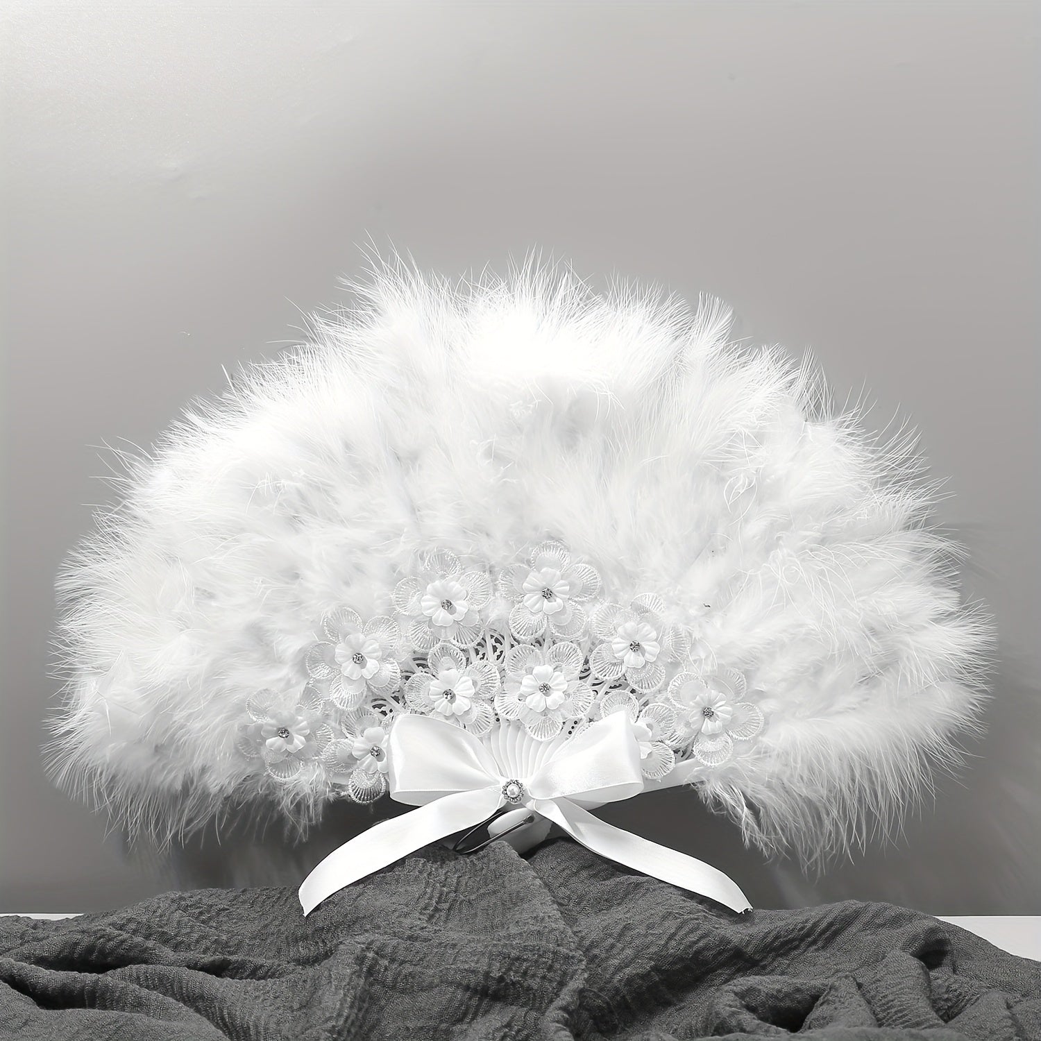 Feather Fan Pearl Bride Handheld Fan Single Lady Party Wedding Decor