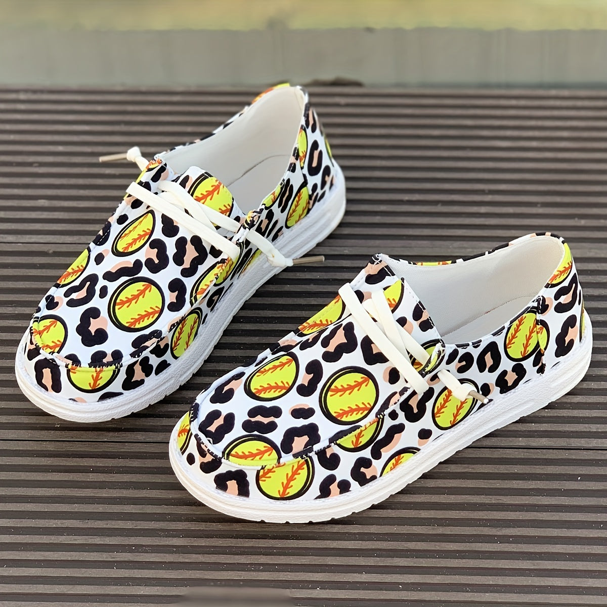 Women's Baseball Pattern Lace-up Skateboard Shoes