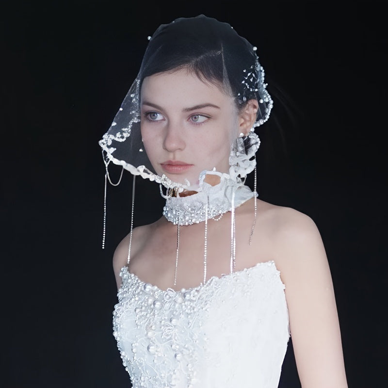 Baroque Style Bride's Headpiece with Lace Veil for Wedding Gowns