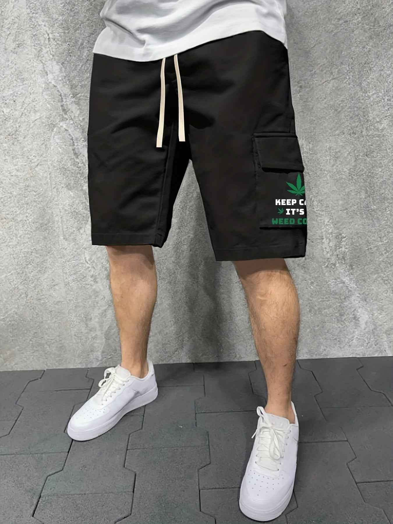 Men's Letter And Leaves Graphic Casual Sports Cargo Shorts