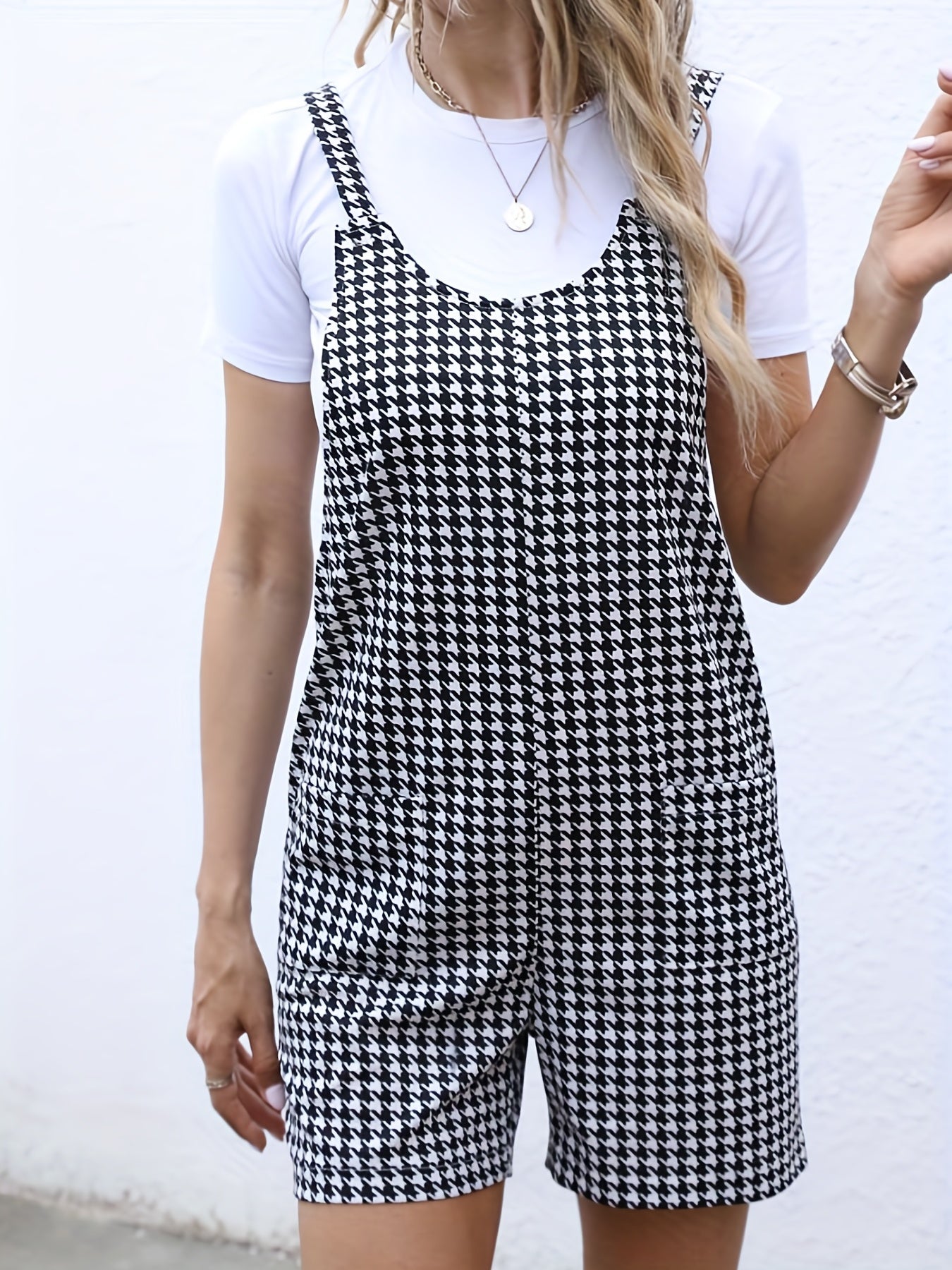 Houndstooth Print Dual Pockets Romper Jumpsuit