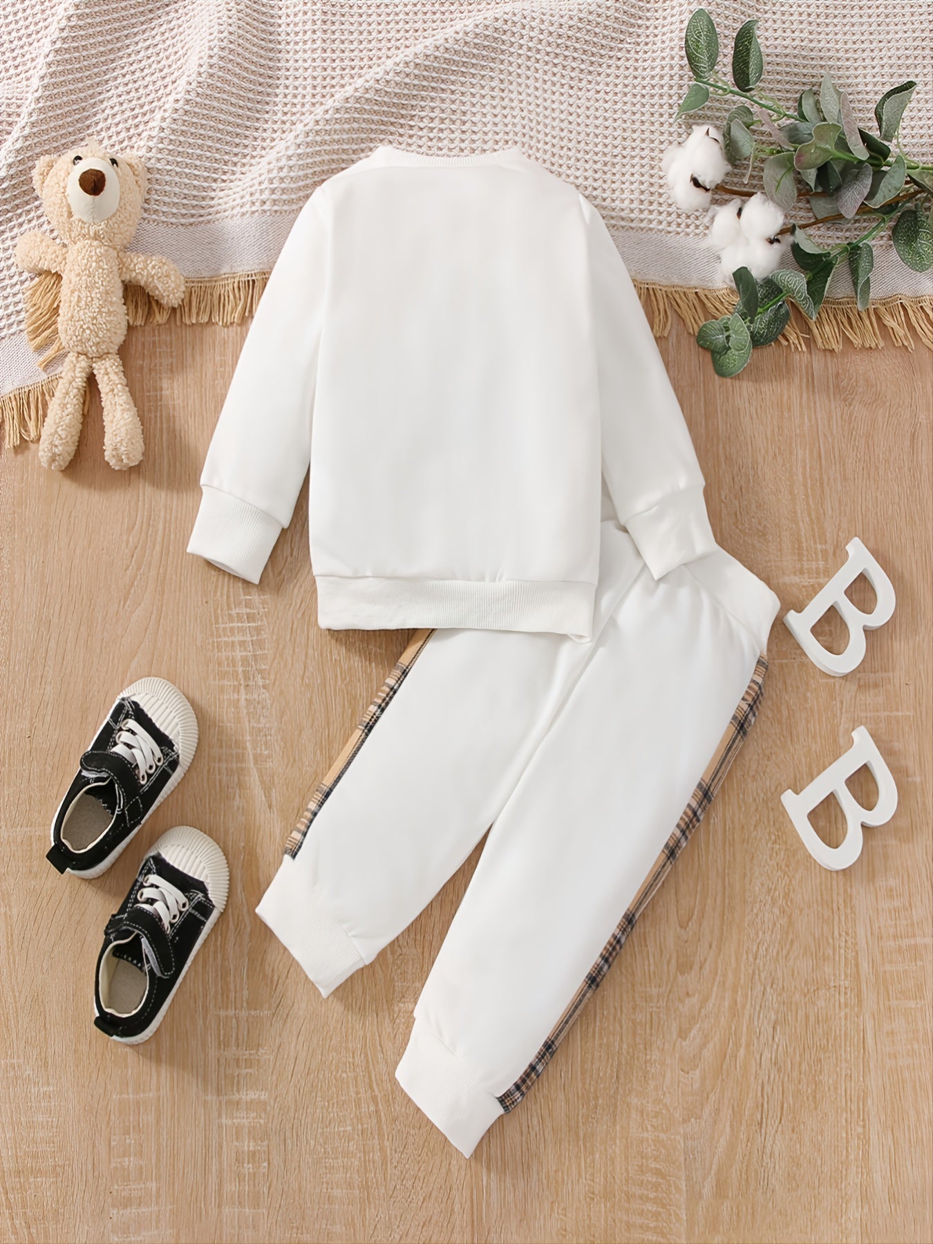 Baby Boys Patchwork Plaid Bear Print Sweatshirt & Sweatpants Set