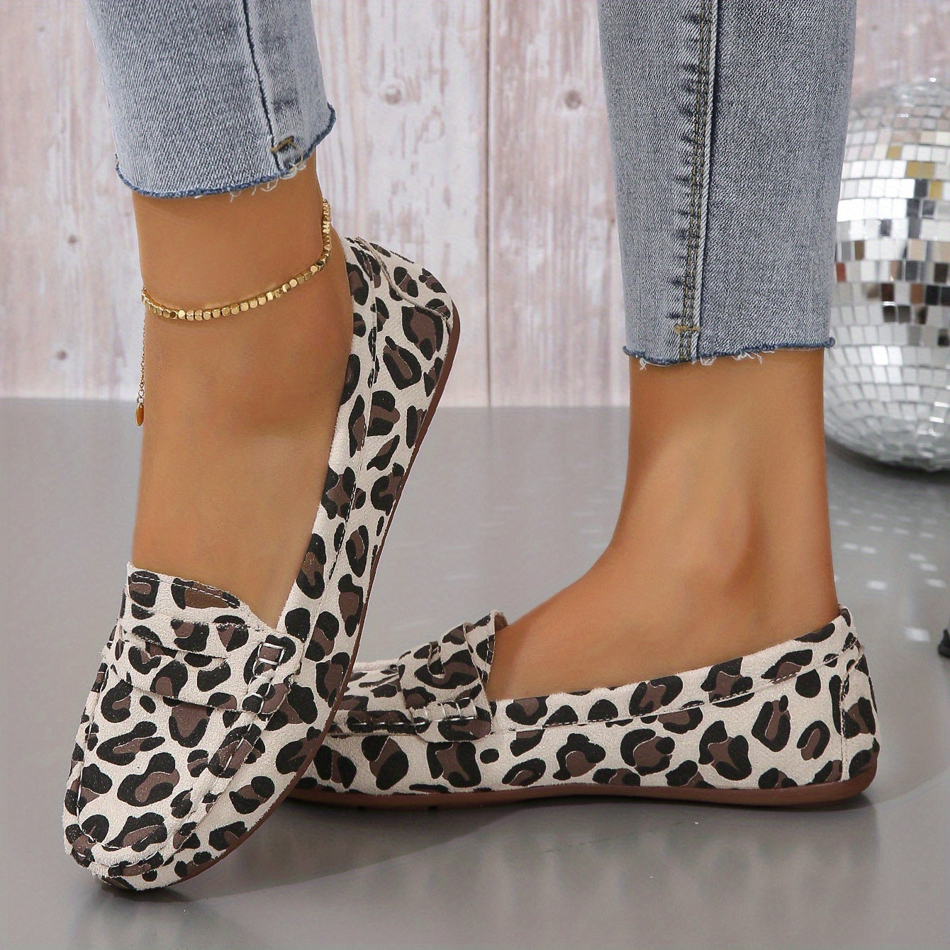 Leopard Print Ballet Flats Round Toe Slip On Lightweight Shoes