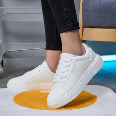Lightweight Round Toe Skate Shoes for Women