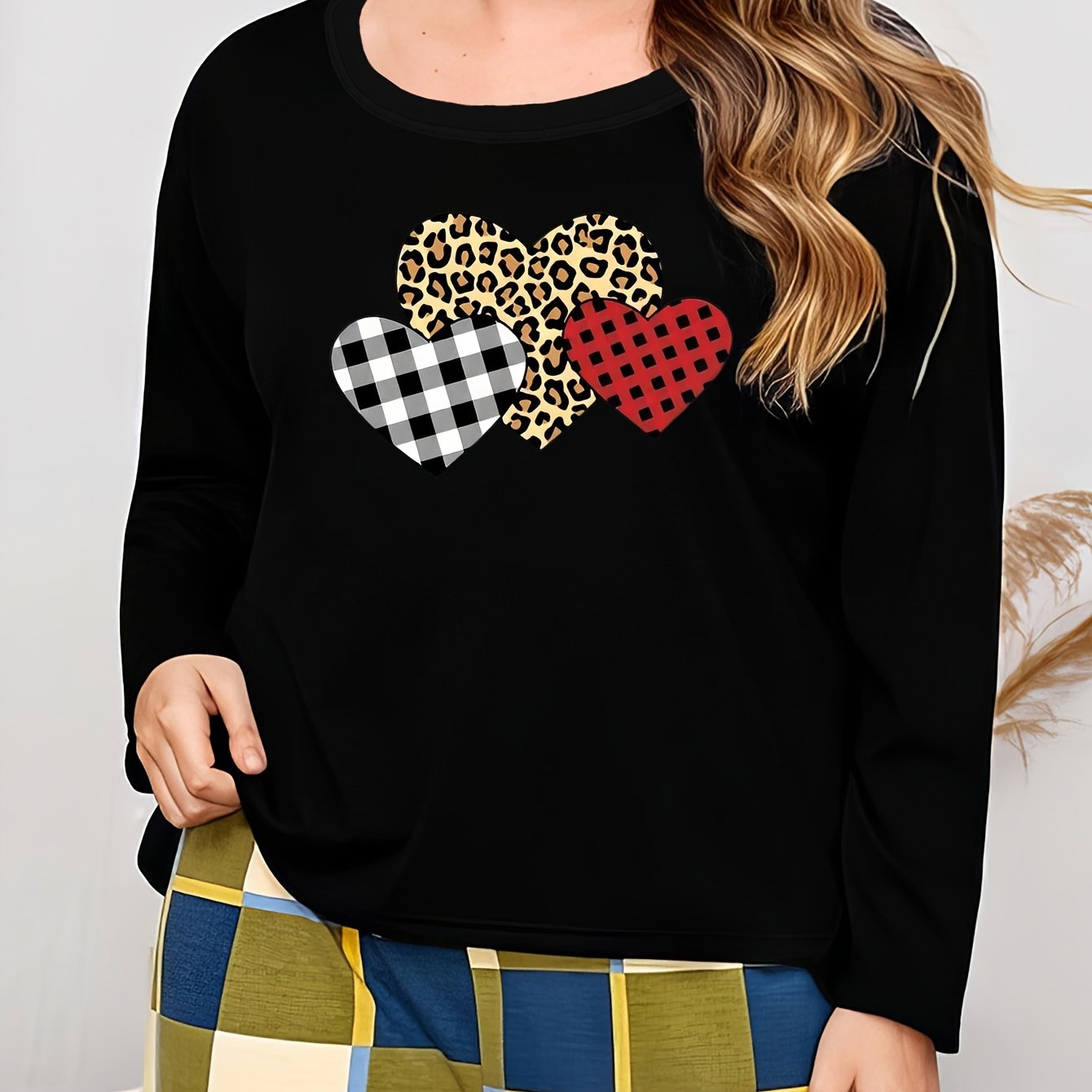 Plus Size Heart Print Long Sleeve Pajama Top
