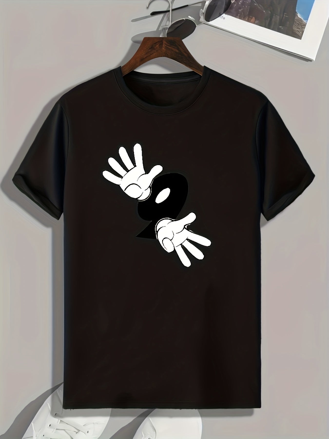 Cartoon Hands Print Men's Graphic Tee for Summer