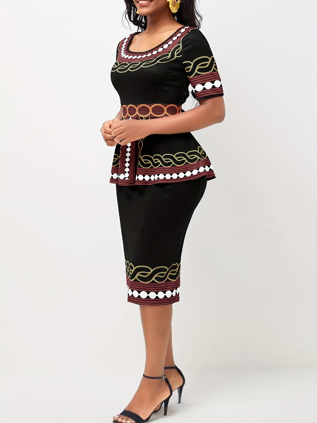 Geometric Print Round Neck Midi Dress