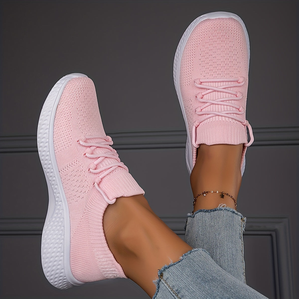 Women's Breathable Lace-up Sneakers Non-slip Running Shoes