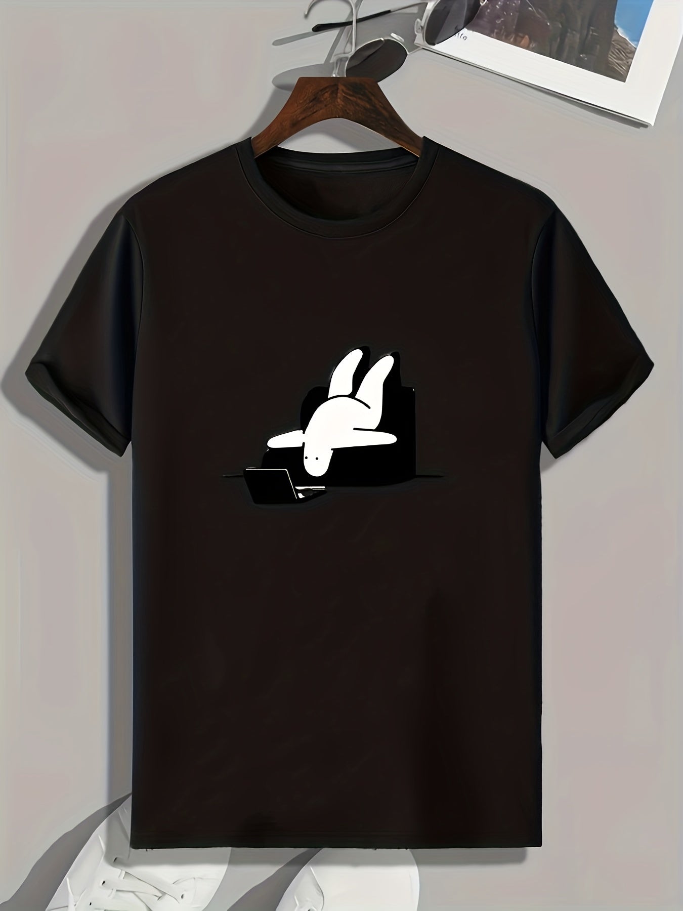 Cartoon Print Men's Graphic T-shirt for Summer