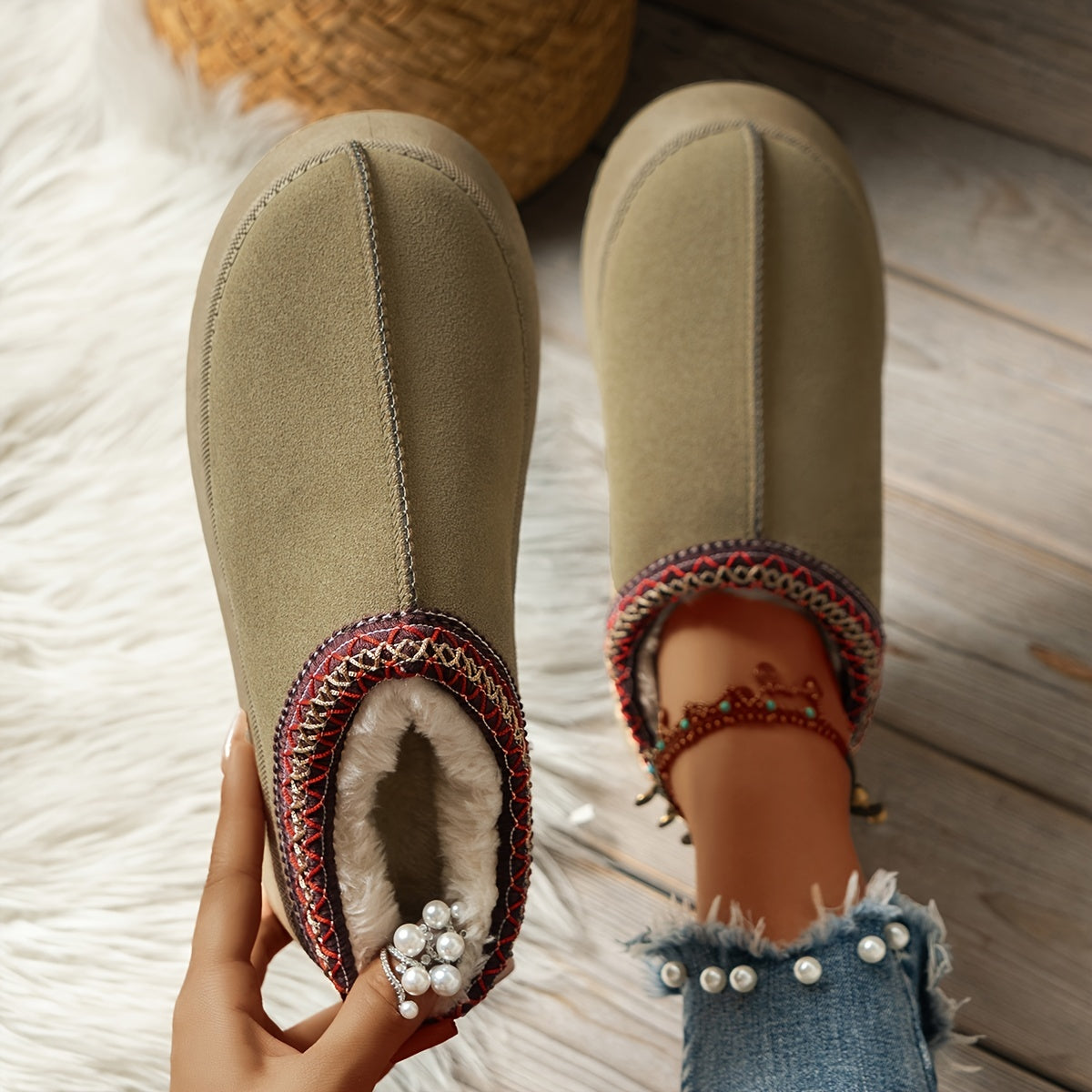 Women's Fur Lined Slip On Platform Shoes Winter Snow Boots