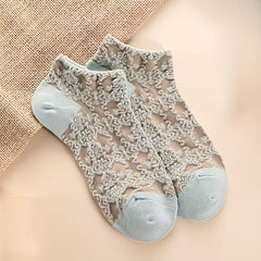 5 Pairs Retro Style 3D Textured Ankle Socks Women's Stockings