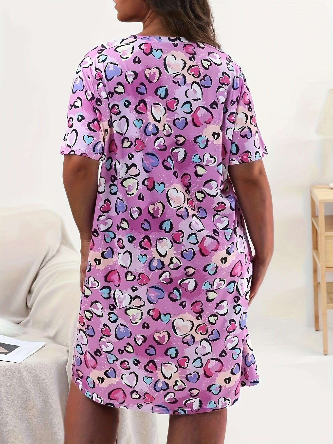 Heart Print Round Neck Nightdress