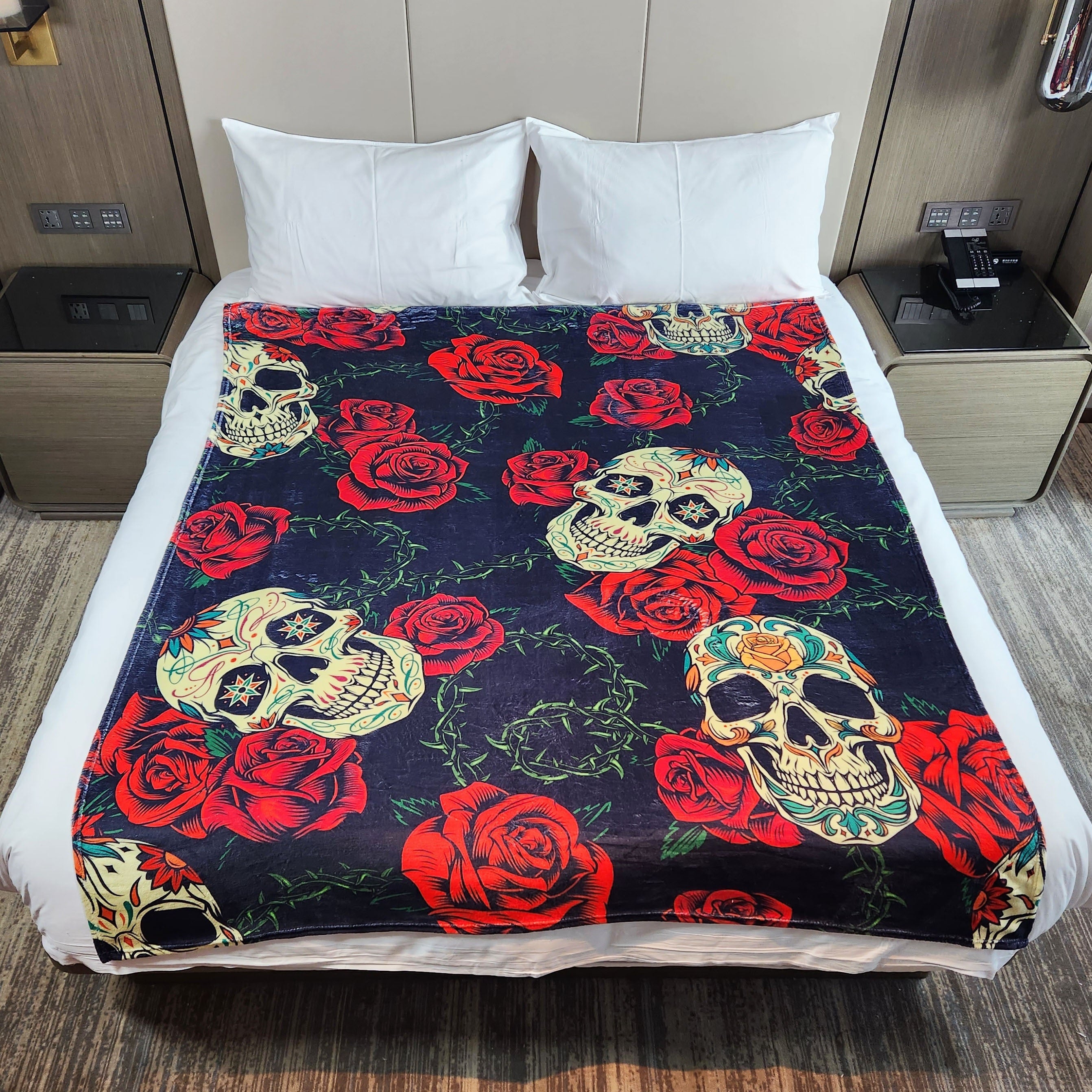 Skull Rose Pattern Blanket Flannel Warm Leisure Blanket