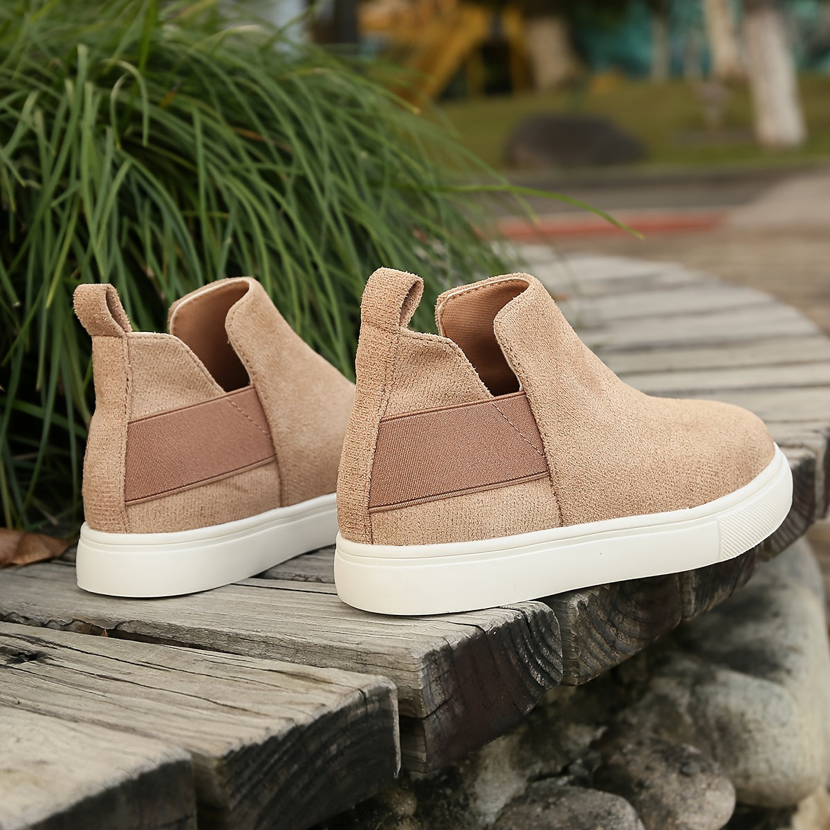 Girl's Solid Slip On Shoes Comfy Non Slip Breathable Casual Sneakers For Kids