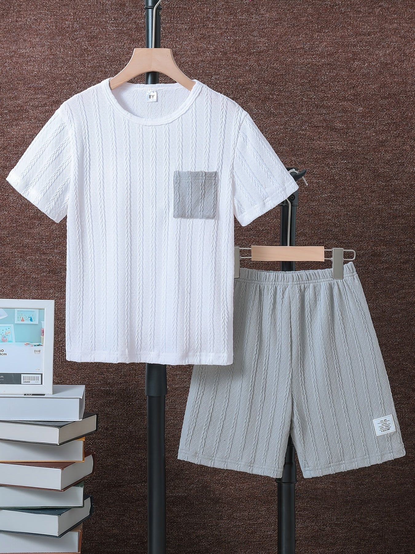 Boys Casual Stripe Graphic Short Sleeve T shirt & Shorts Set