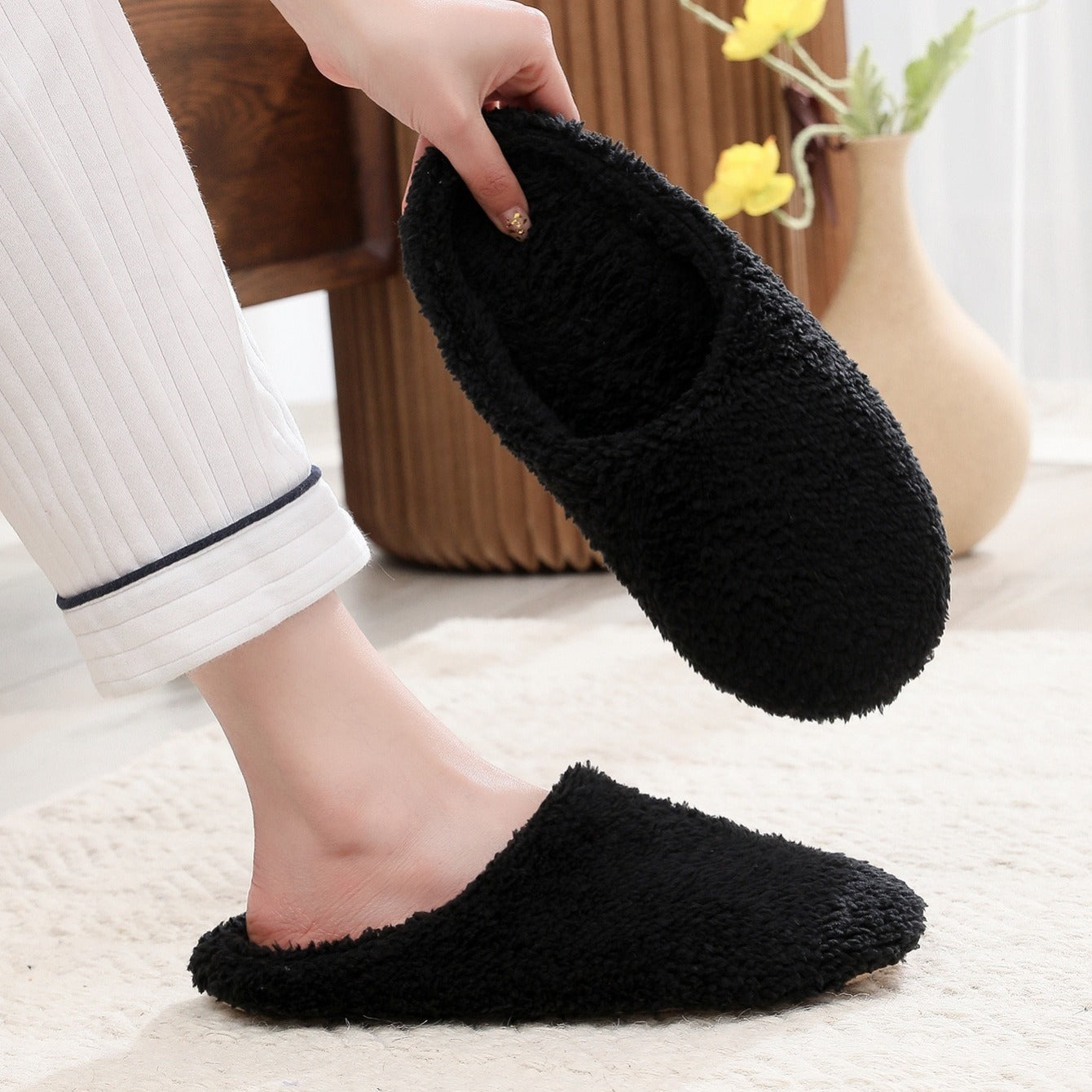 Women's Plush Lined Indoor Slippers - Cozy House Shoes