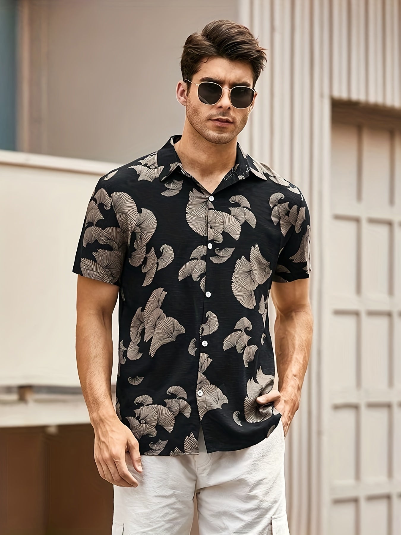 Leaf Print Men's Short Sleeve Casual Shirt