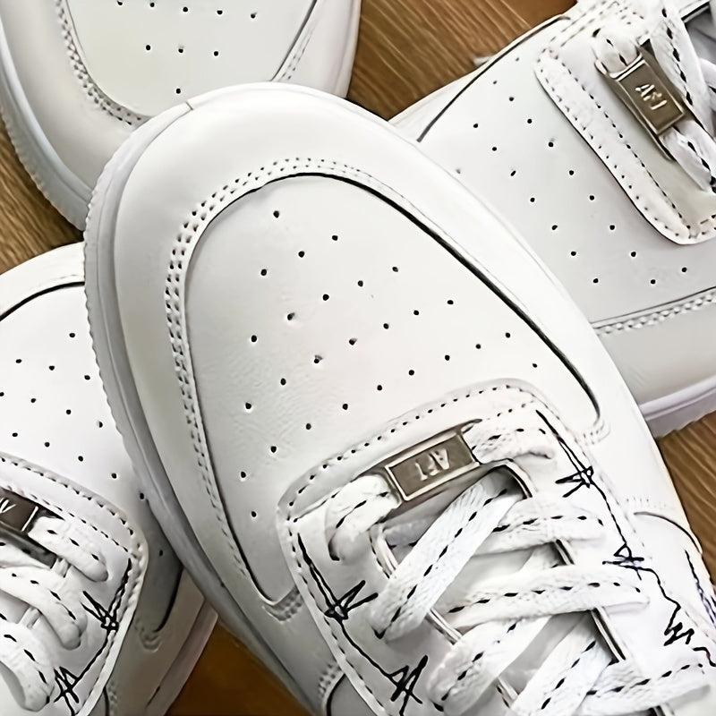 Women's Embroidered Skate Shoes Round Toe Lace Up Platform Sneakers