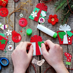 50pcs Mixed Christmas Wooden Buttons Mini Snowflake Christmas Socks DIY Sewing