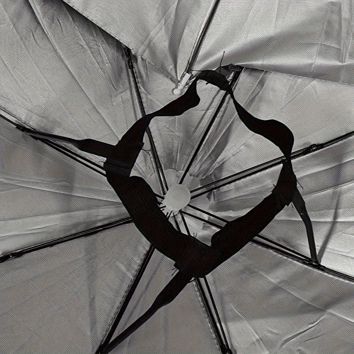 Outdoor Folding Head-Worn Hands-Free Fishing Umbrella
