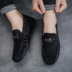 Men's Metallic Decor Moc Toe Loafer Shoes
