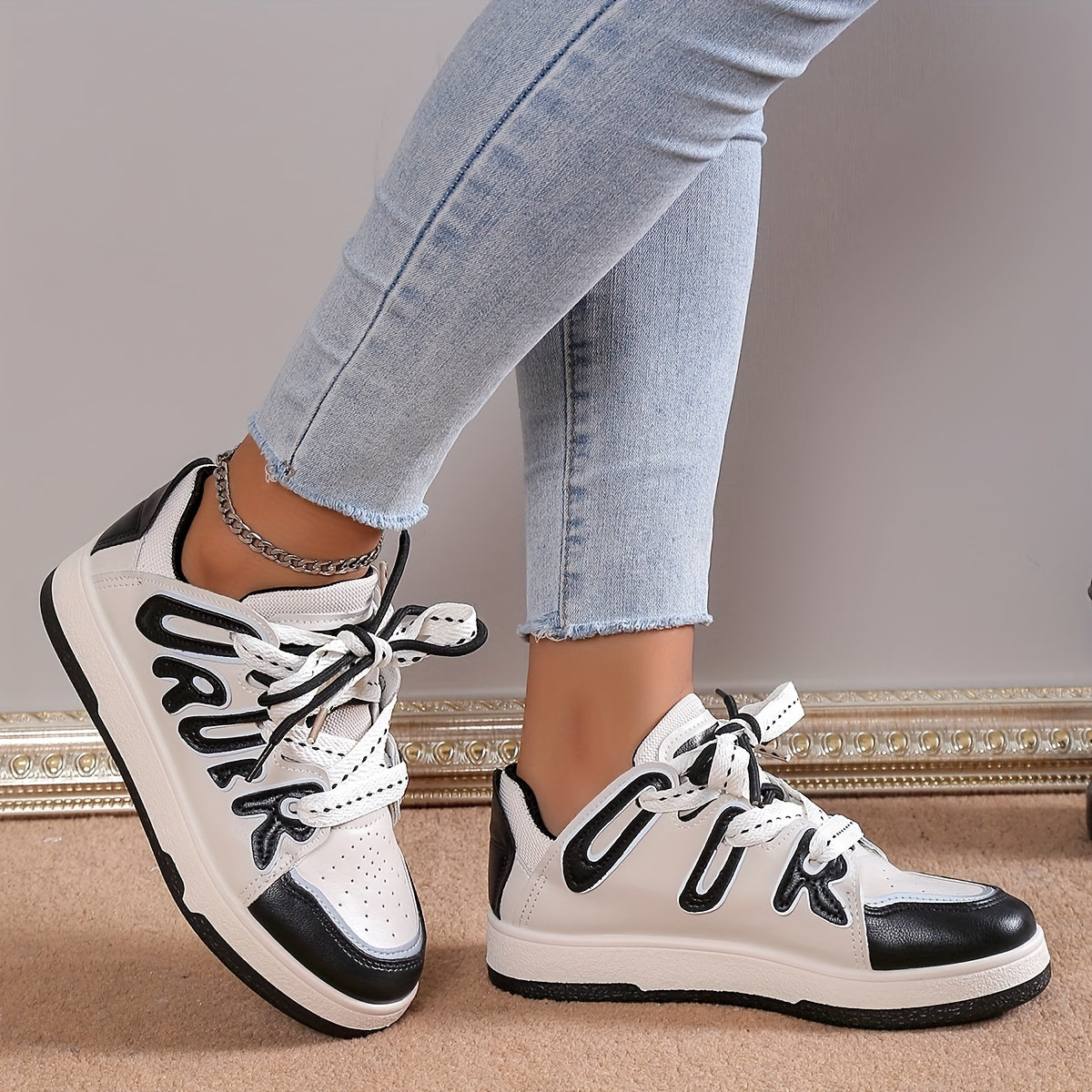 Women's Patchwork Skate Shoe Breathable Casual Sport Shoes