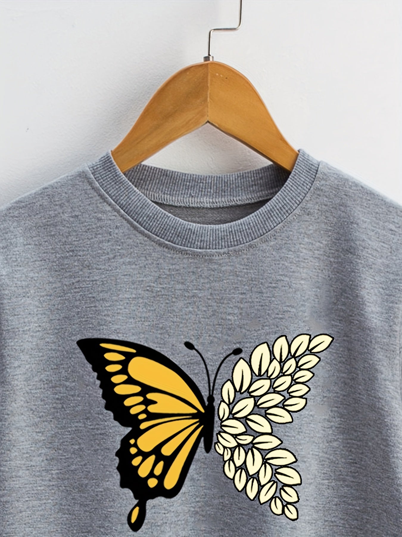 Girls Butterfly & Leaves Crew Neck Sweatshirts For Sports Casual Outfit