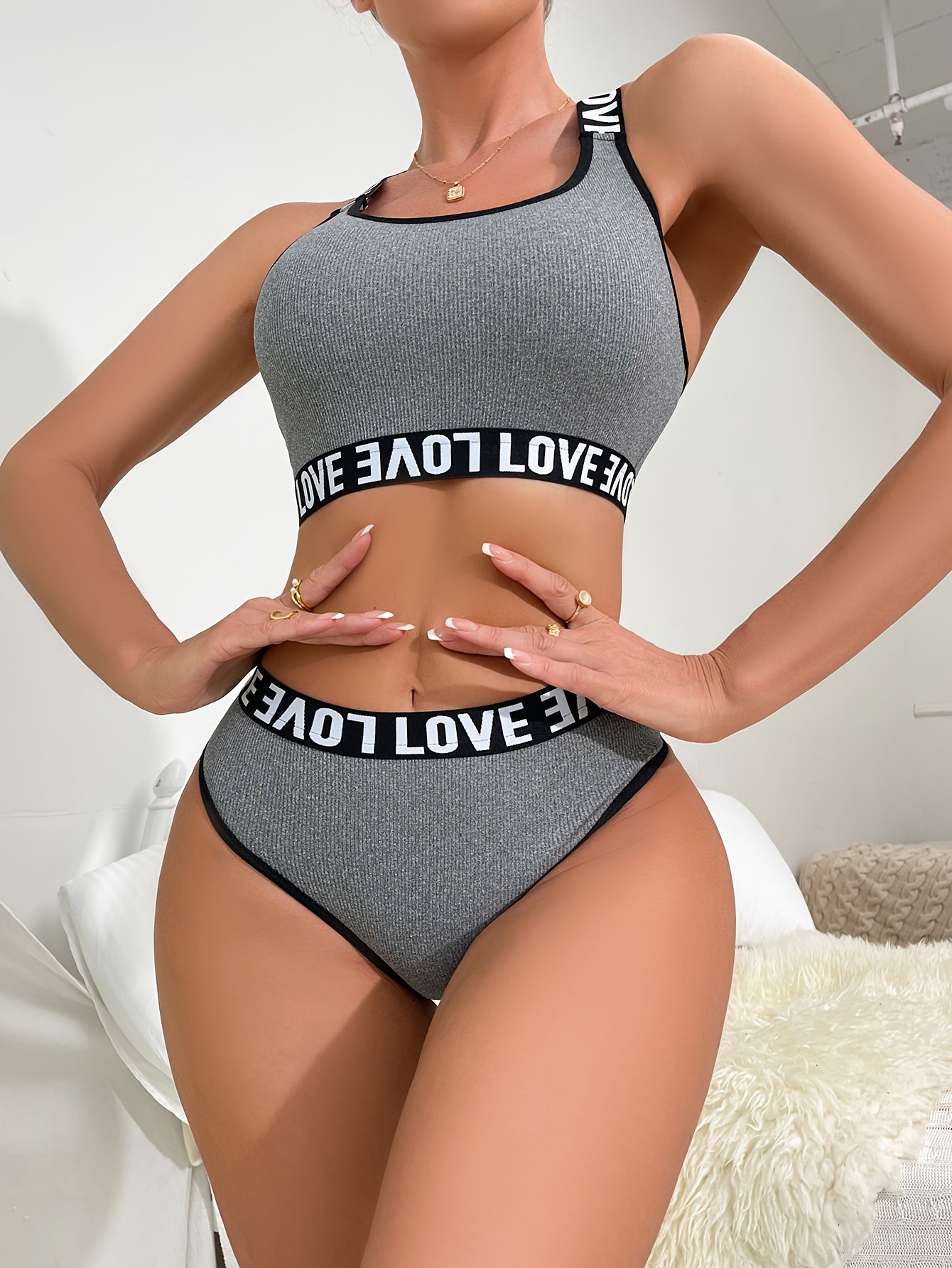 Criss Cross Back Sports Bra Set