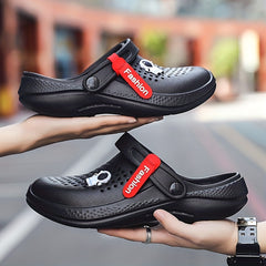 Men's Lightweight Hollow Out Clogs With Charms