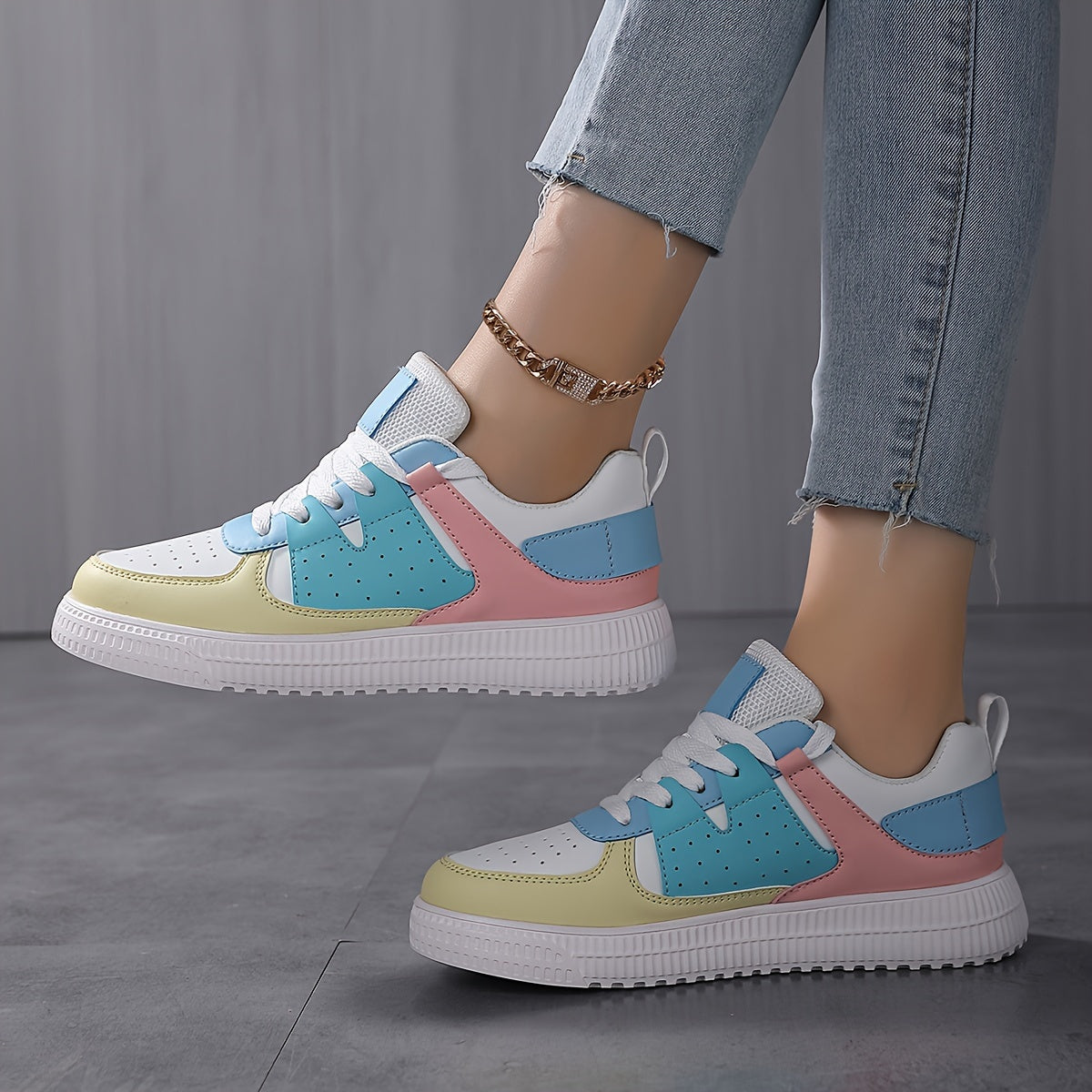 Women's Block Skate Shoes Lightweight Breathable Sneakers For Outdoor Sports
