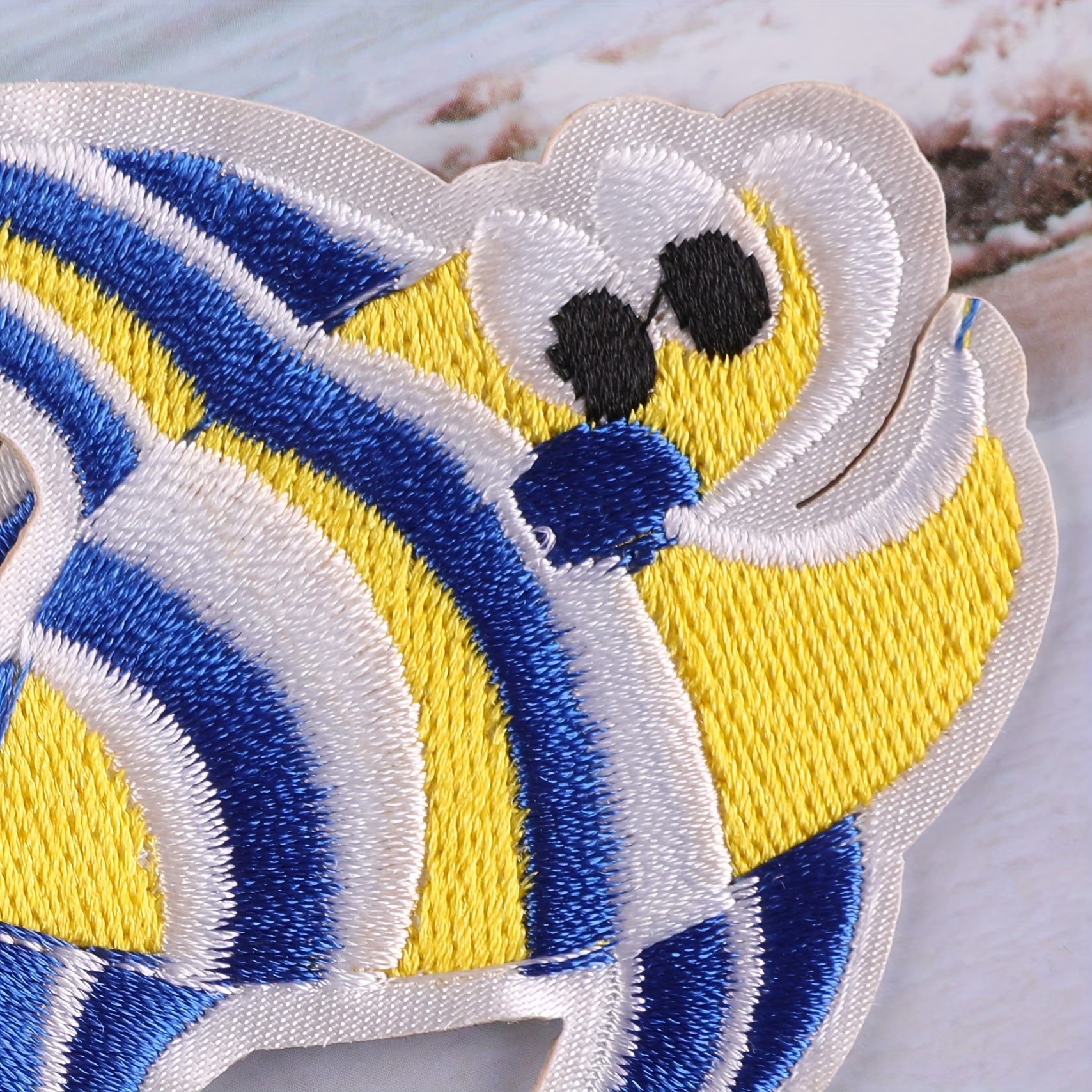 2pcs Fish Applique Patch DIY Iron On Clothing Coat Hat Bag Accessory