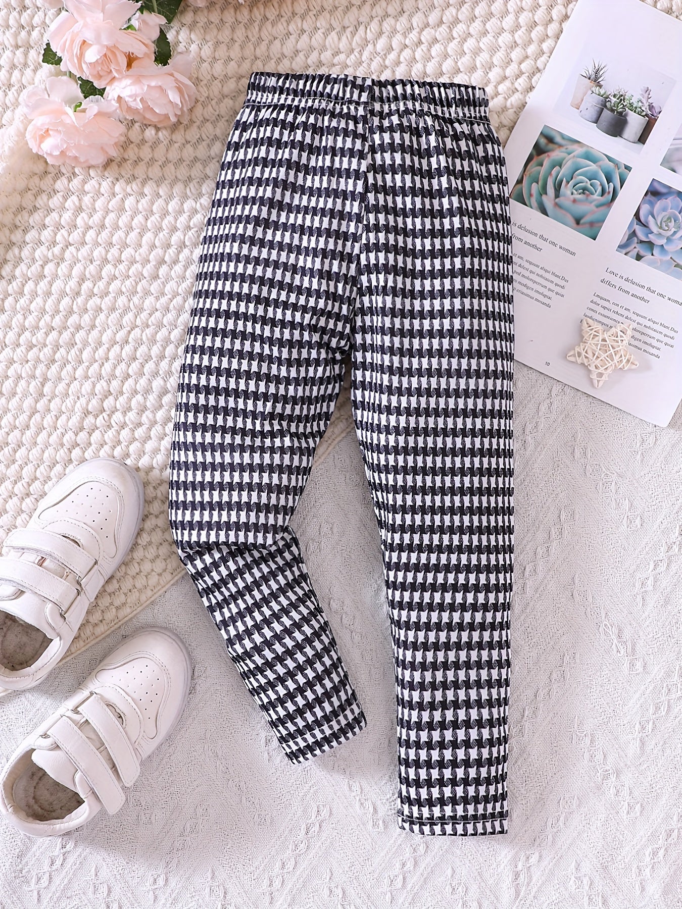 Girls Stylish Stretch Leggings with Cow Leopard Houndstooth Print