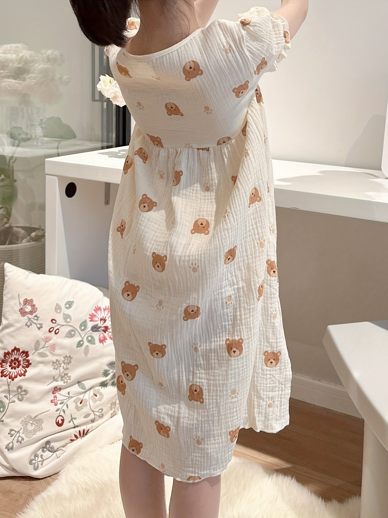 Toddler Girls Ruffle Sleeve Pajamas Robe Bear Graphic Nightdress